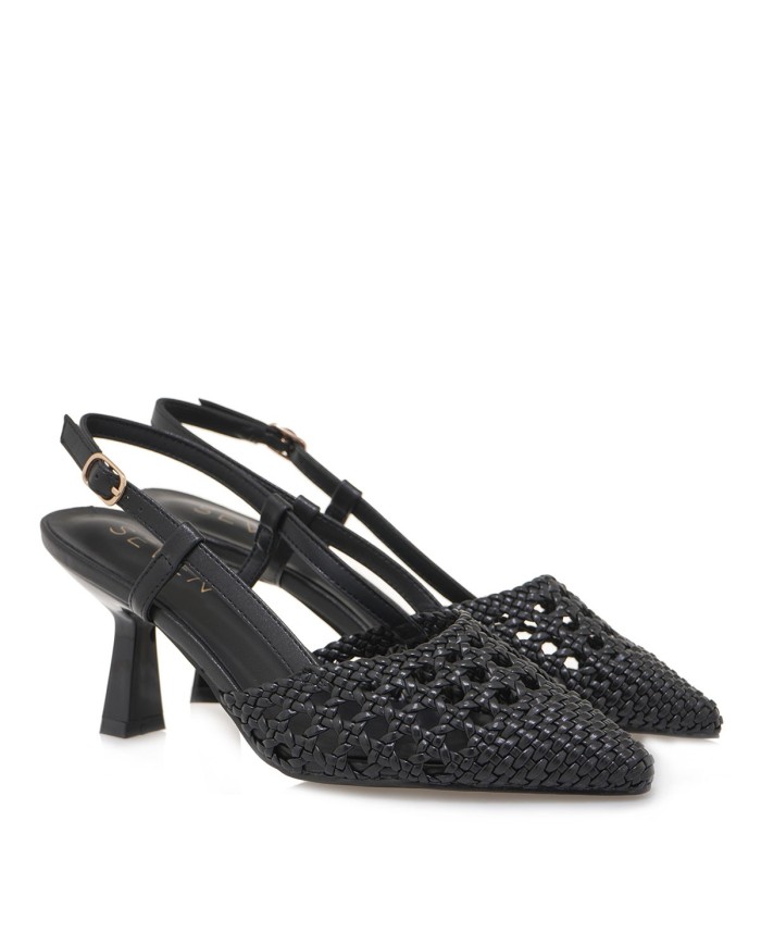 Black slingbacks  70V-303