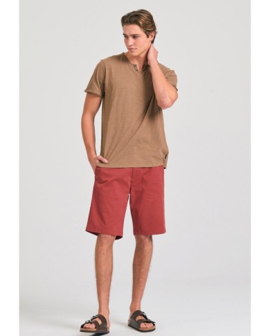 T-shirt with henley neck and raw cuts - The essentials
