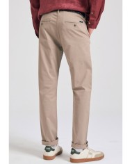 Men's chino pants - The essentials