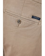 Men's chino pants - The essentials