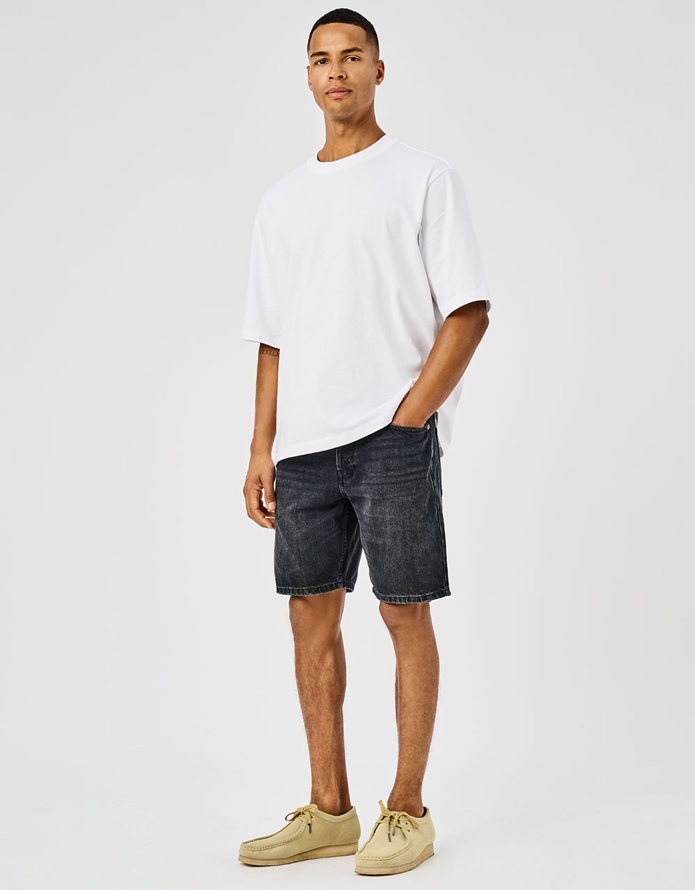 ONSEDGE BLACK 2047 TAI DNM SHORTS - 22032047