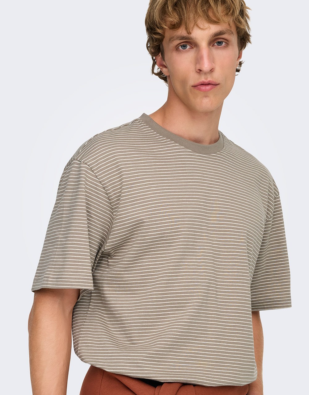 Καλοκαιρινό μπλουζάκι ONSFRED - 22036384 - T-Shirts