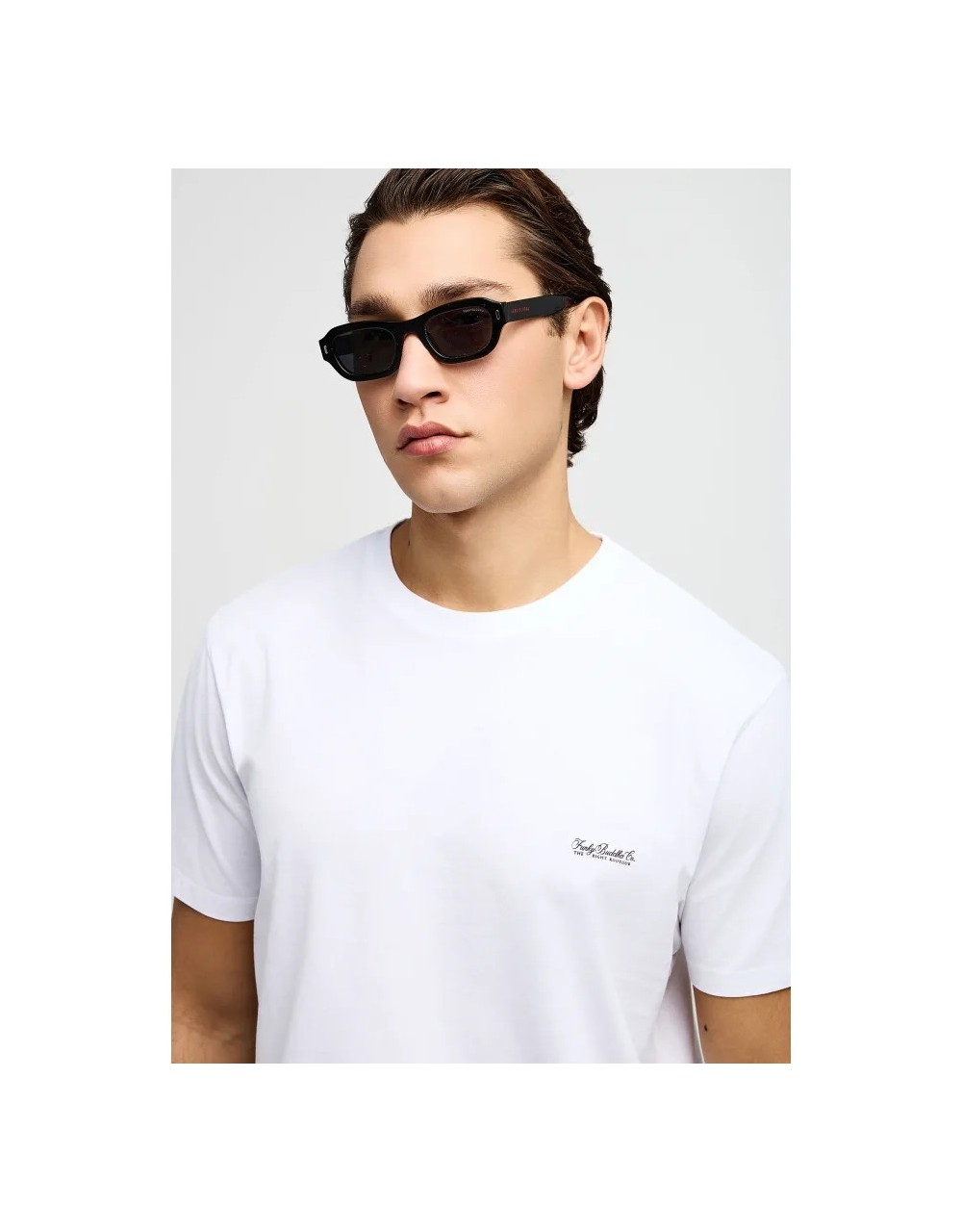 Ανδρικό μονόχρωμο T-shirt - τύπωμα στήθος - T-Shirts