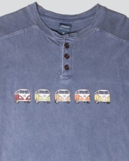 Stonewashed T-shirt with buttons - 5 buses